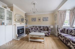 Photo 19- click for photo gallery